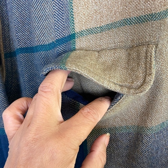 New River Men’s Flannel Shirt Size M Cotton Plaid Color Tan & Green - Picture 5 of 8